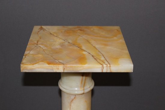 Colonne De Présentation En Onyx à Plateau Pivotant