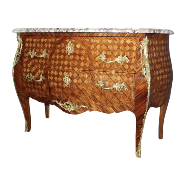 Commode De Style Louis XV En Marqueterie De Cube