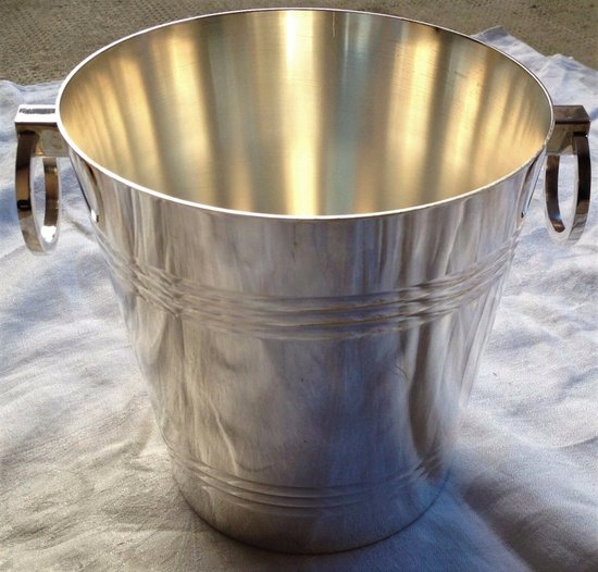 Élégant seau à champagne en métal argenté ( réf D 0138)