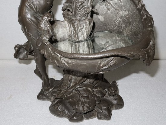 Scultura in peltro "La fontana", di G. Van de Voorde, Art Nouveau - 1900
