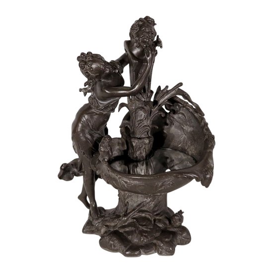 Scultura in peltro "La fontana", di G. Van de Voorde, Art Nouveau - 1900