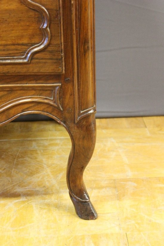 Commode Provençale En Noyer Dite Sauteuse XVIII