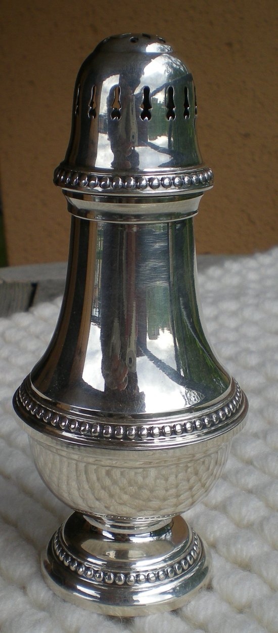 Pretty silver metal sprinkler model "Perles"