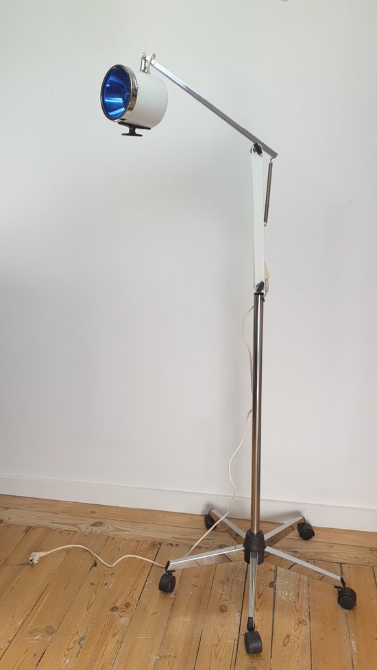 Lampe médicale circa 1980