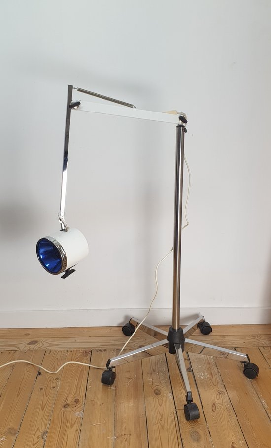Lampe médicale circa 1980