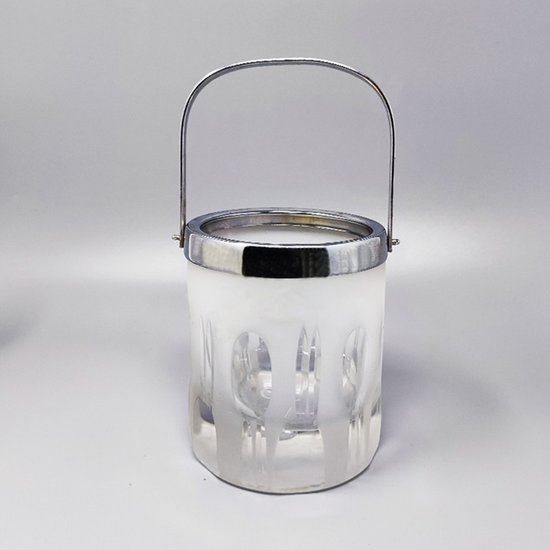 1960 Beautiful ice bucket with 6 lead crystal glasses hand cut by Kristal. Made in Italy