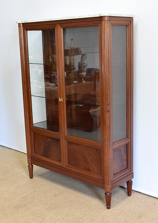 Vitrine Toutes Faces en Acajou massif, style Louis XVI – Fin XIXe