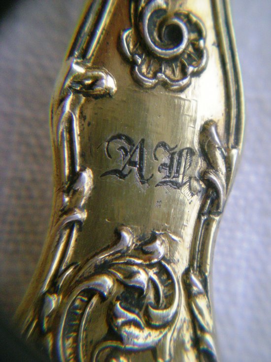 12 cuillères café/dessert en vermeil monogramme minerve Orfvèvre CH.BUZOT XIXème (réf D 0094)