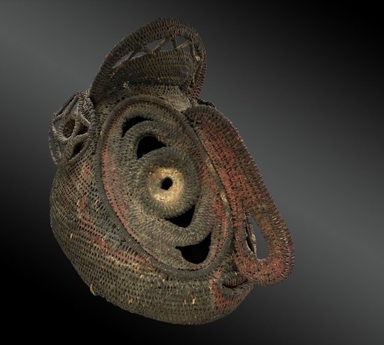 MASCHERA SANA chiamata Baba Tagwa - Cultura Abelam, regione del Sepik, Papua Nuova Guinea - Prima metà del XX secolo
