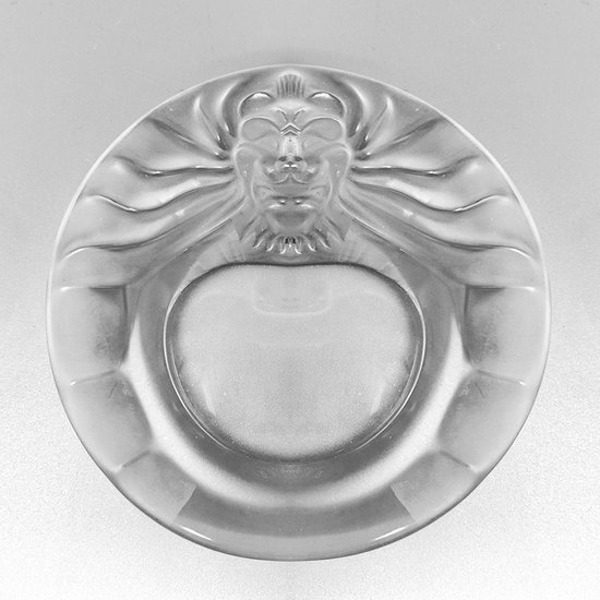 1970 Superbe ensemble de fumeurs par Lalique. Signé en bas. Fabriqué en France