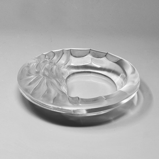 1970 Superbe ensemble de fumeurs par Lalique. Signé en bas. Fabriqué en France