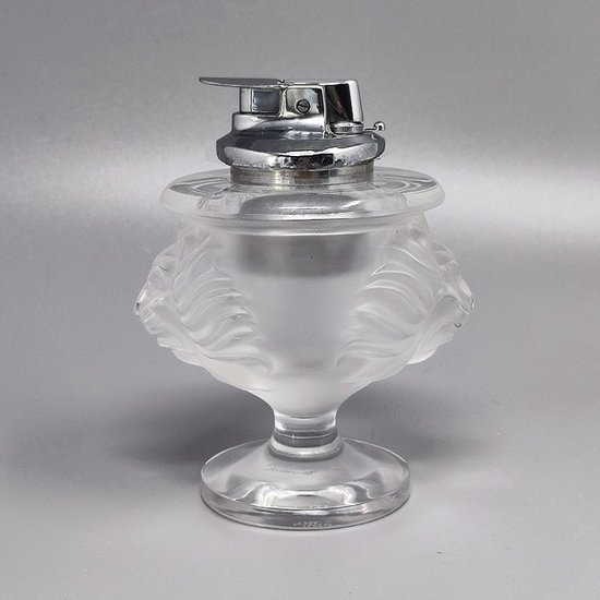1970 Superbe ensemble de fumeurs par Lalique. Signé en bas. Fabriqué en France