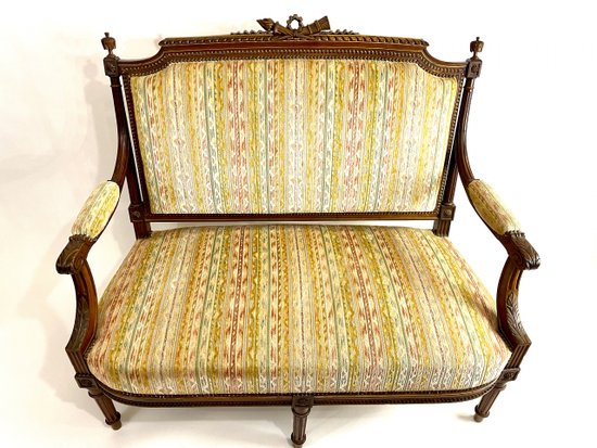 Banksofa im Stil Louis XVI