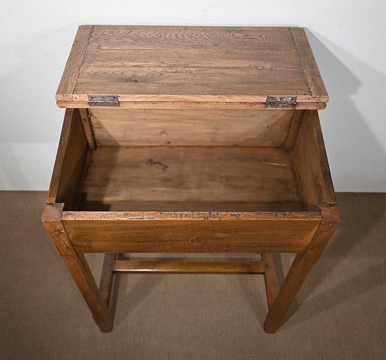 Petit Pupitre d’Écolier en Chêne et Pin – 1920