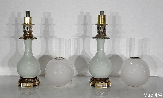Paire de Lampes à Pétrole en Céladon et Bronze, époque Napoléon III – Milieu XIXe