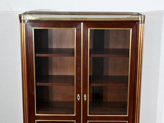 Bibliothèque en Acajou, style Louis XVI – 2ème moitié XIXe