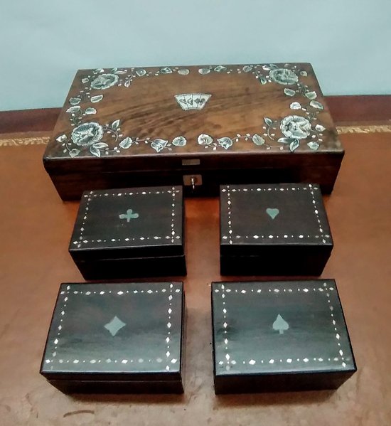 Boîte de jeux