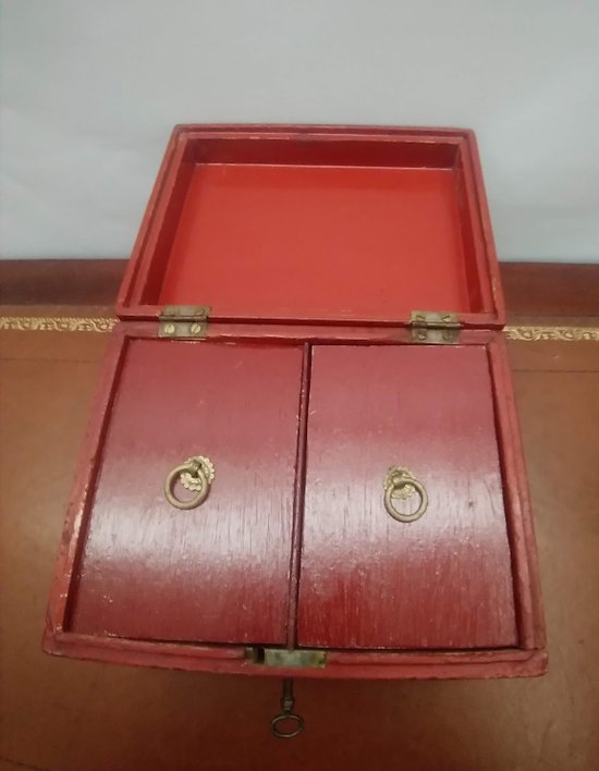 Boîte à thé, tea caddy
