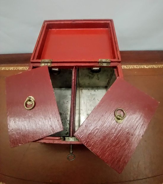 Boîte à thé, tea caddy