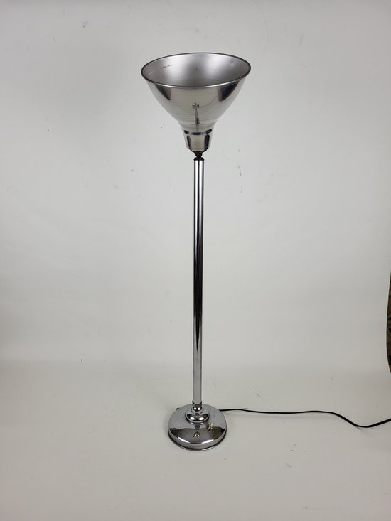 Art-Deco-Lampe aus verchromtem Metall aus den 1930er Jahren