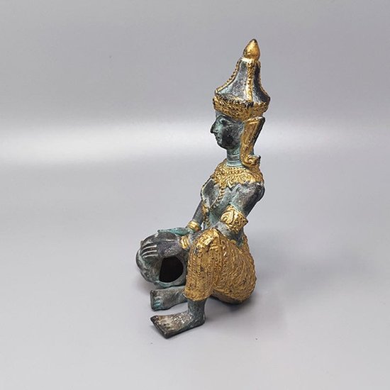 1940 Superba statua decorativa orientale. Divinità tailandese.