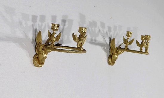 Paar Kerzenhalter-Wandleuchten aus vergoldeter Bronze, Empire - Anfang 19.