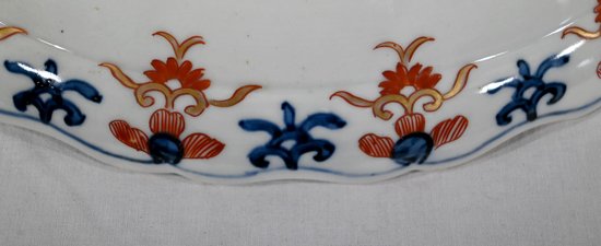 Plat Japonais en Porcelaine d’Arita – Fin XIXe