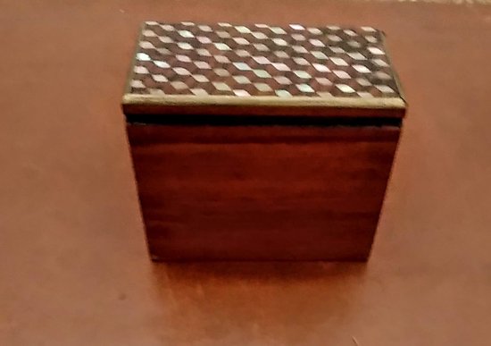 watch holder