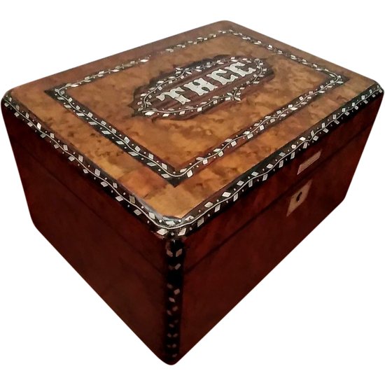 Boîte à thé, tea caddy