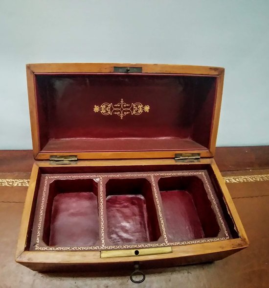 Boîte  thé, tea caddy.