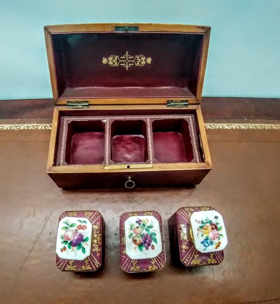 Boîte  thé, tea caddy.
