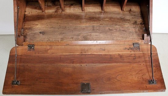 Buffet Écritoire en Merisier Massif – XVIIIe