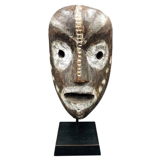 Zande mask, D.R.C.