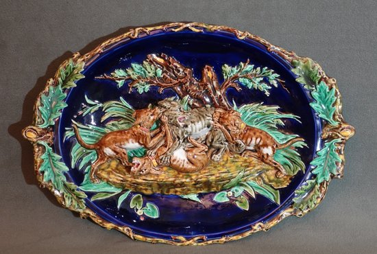 Pair Of Large Hunting Plates From Sarreguemines 19th century