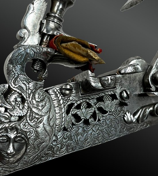 CHENAPAN PLATINUM - Italy - 18th century
