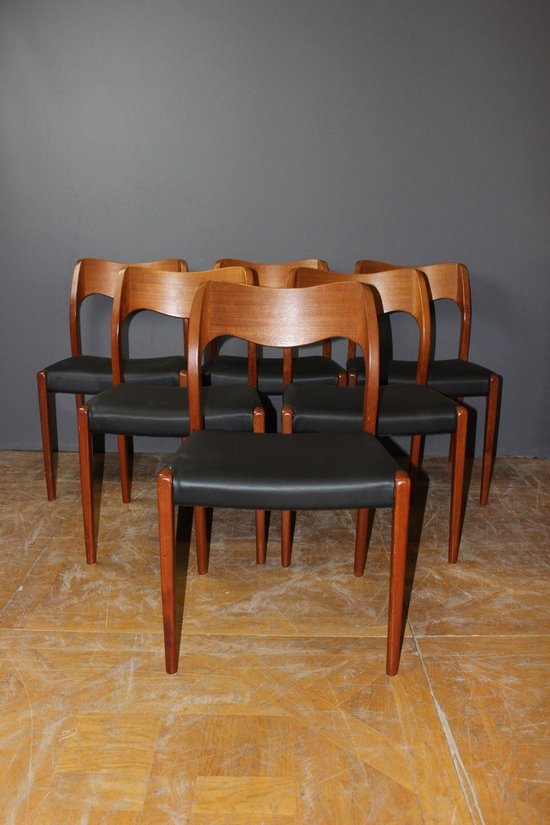 Suite Of Six Scandinavian Chairs By Niels Otto Moller About 1960