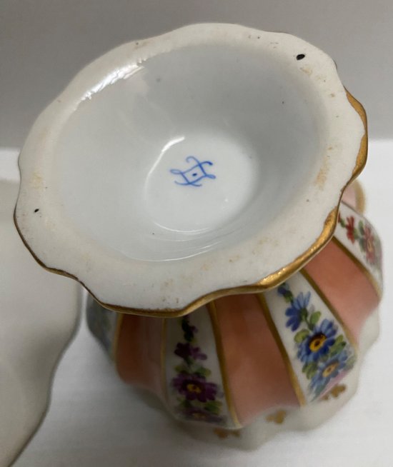 TAZZA DI CIOCCOLATO IN SASSONIA