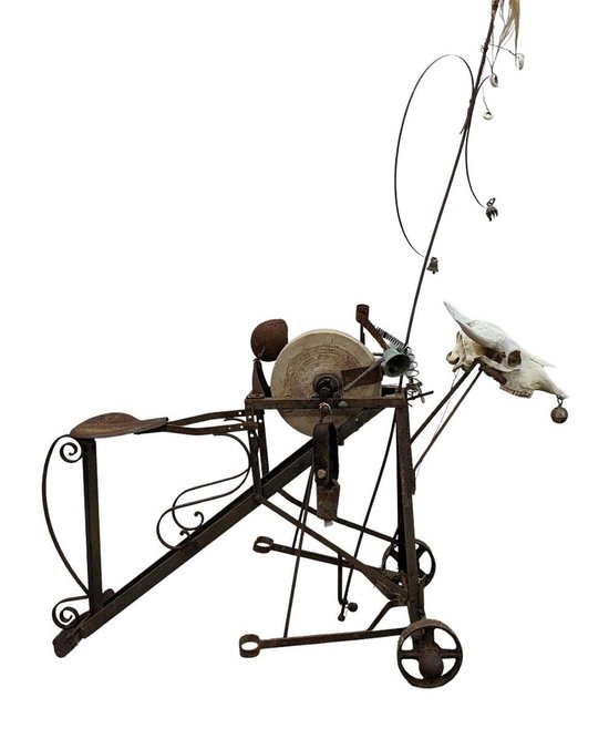 Scultura in metallo cinetica e automatizzata di Michel Haillard