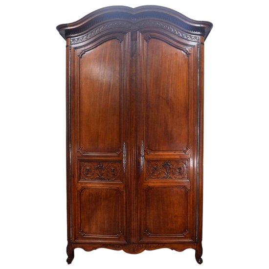 Bordelaise Castle Cabinet In Solid Mahogany From The 18th Century