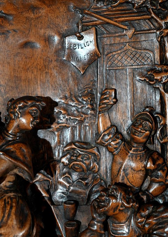 Tableau Sculpté en Noyer Massif – Fin XIXe