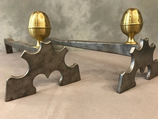 Coppia Di Vecchi Alari In Latta E Sfera In Ottone Del XIX Secolo
