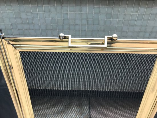 Alter Kaminschirm aus Messing, Anfang des 20. Jahrhunderts, große Höhe