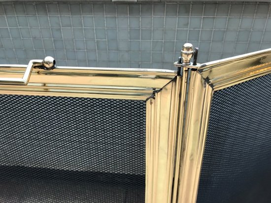 Alter Kaminschirm aus Messing, Anfang des 20. Jahrhunderts, große Höhe