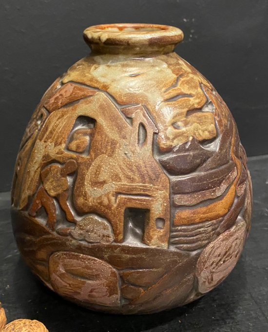 Vase en grès émaillé signé Mougin