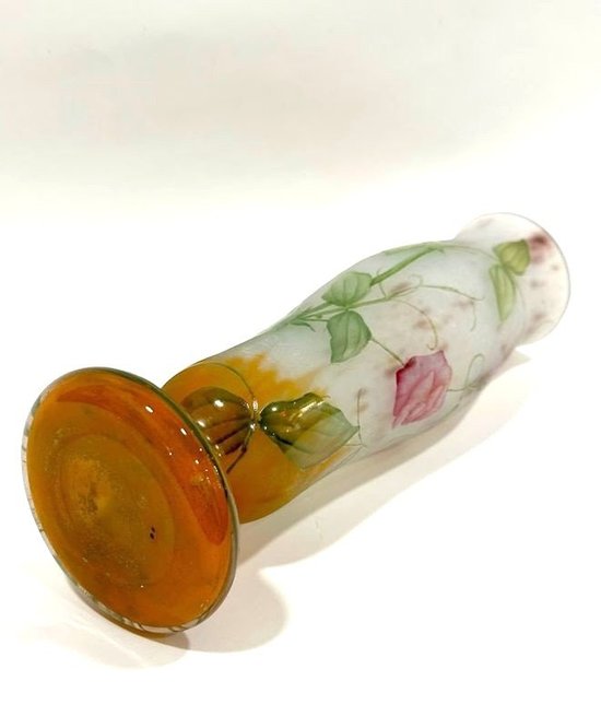 Daum Art Nouveau Vase "with Sweet Peas"