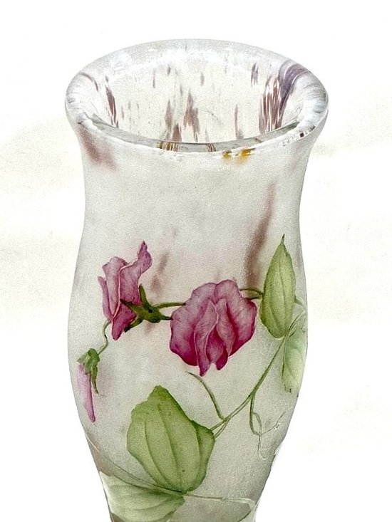 Daum Art Nouveau Vase "with Sweet Peas"