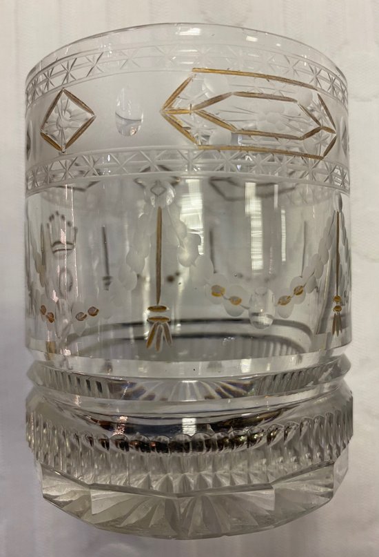 GOBELET EN DEMI CRISTAL 