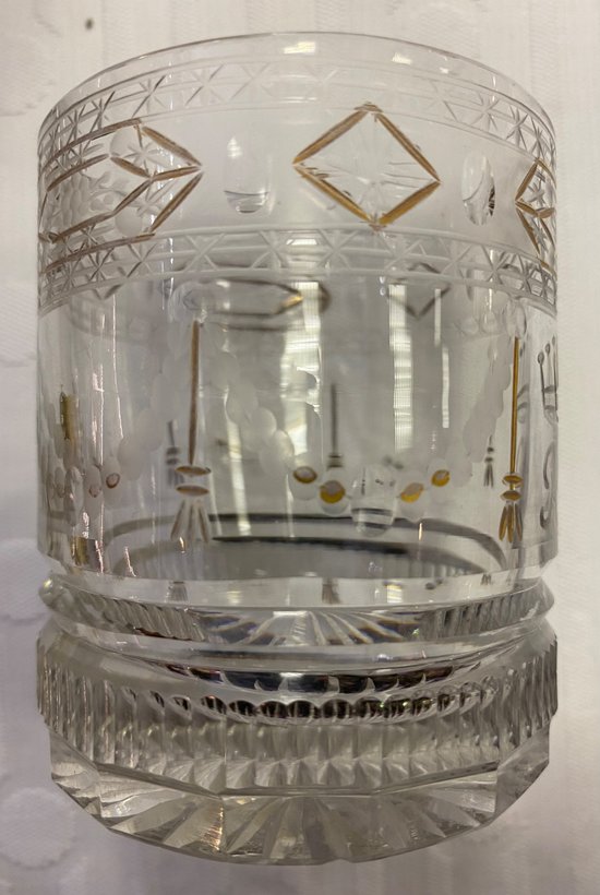 GOBELET EN DEMI CRISTAL 