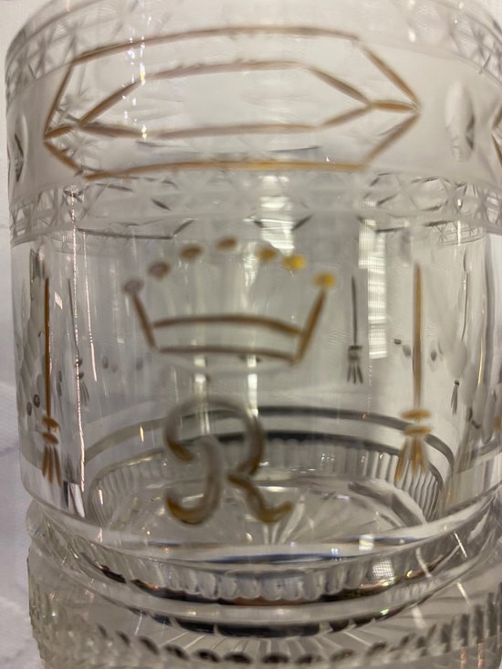 GOBELET EN DEMI CRISTAL 