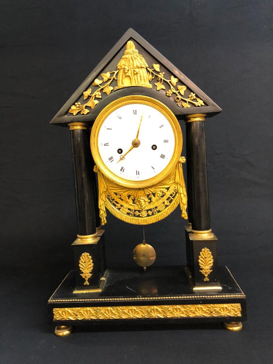 Orologio d'epoca Direttorio, arredamento alveare